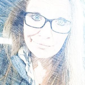 Meet your Posher, Alana